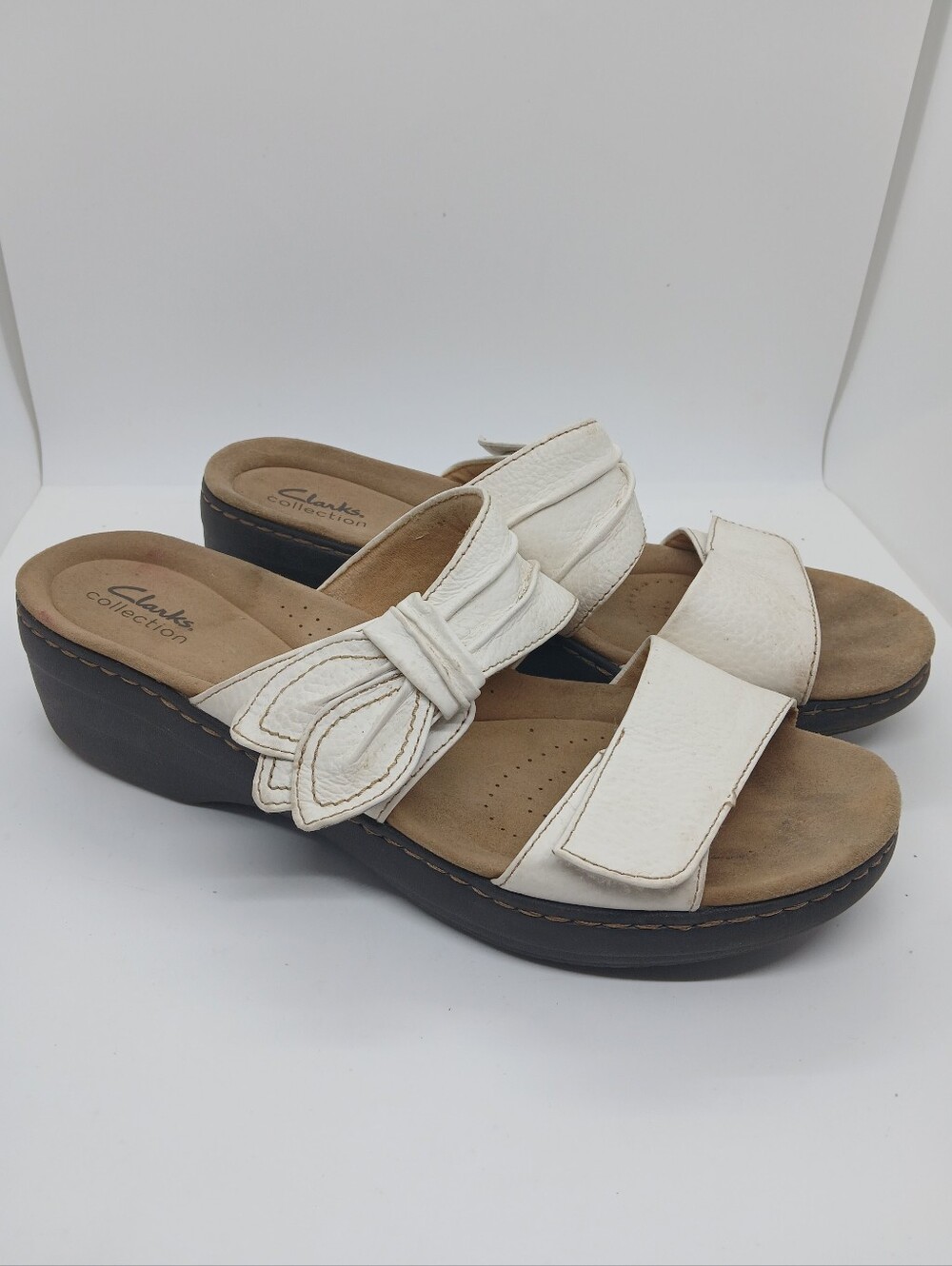 ​Clarks Merliah Charm White Leather Wedge Sandals Bow Detail Comfort 11
